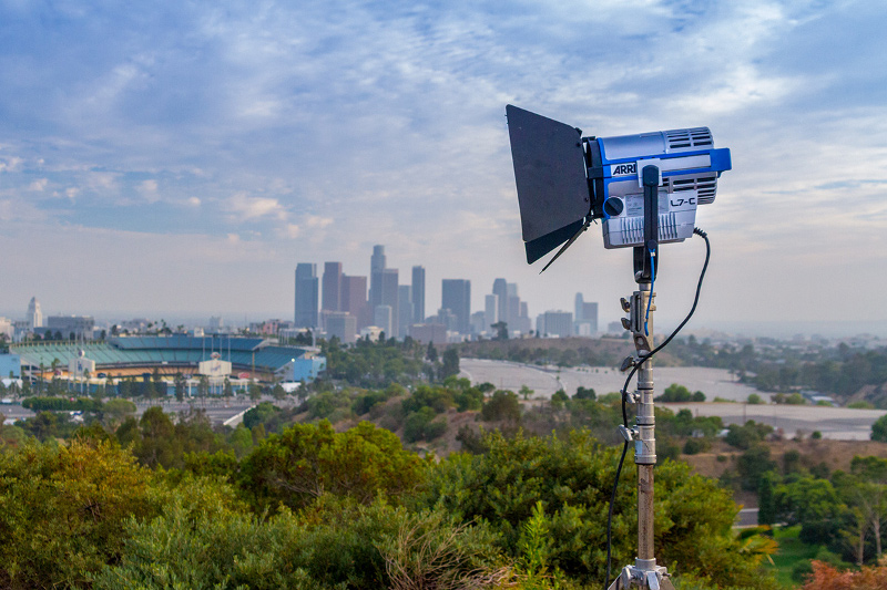 ĐÈN LED Arri L7-C